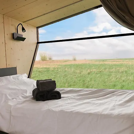 Sleep Space 22 - Green Tiny Spot Schillig Schillig